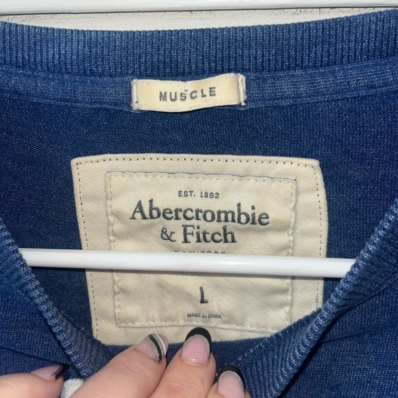 Abercrombie & Fitch Men’s Vintage Long Sleeve Muscle Tee Large Spellout Logo Y2K - Picture 5 of 7